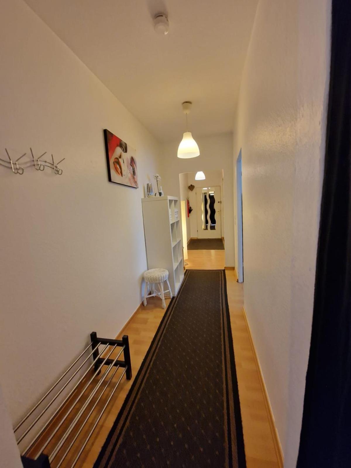 Schoene 3 Schlafzimmer Wohnung Mit 4 Dopplbetten Berlin Extérieur photo